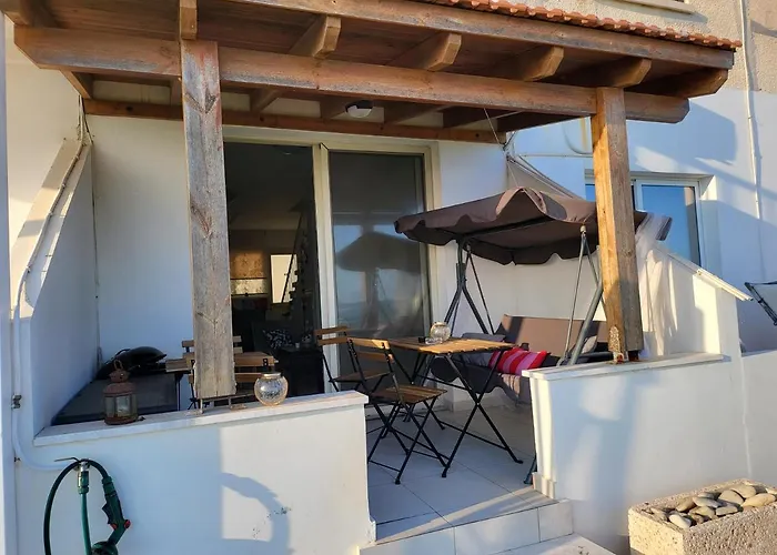 Mattis Seafront Beachhouse
