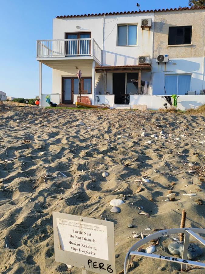 Mattis Seafront Beachhouse *