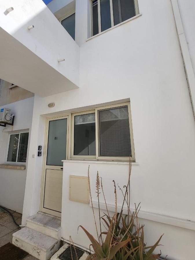 Mattis Seafront Beachhouse Periwolia